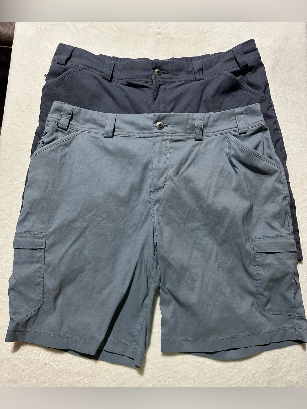 Duluth Trading Co Lot of 2 Dry on the Fly 10" Shorts Women’s 18 Cargo Stretch